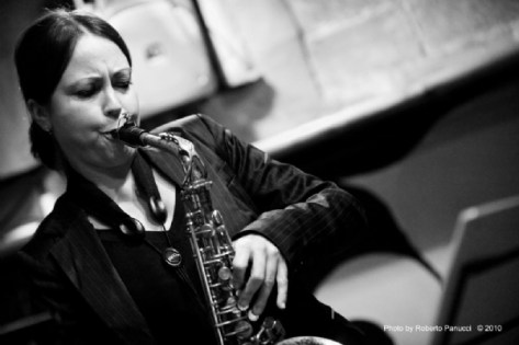 ev151526-danielle_demajo