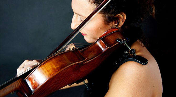 21 luglio Concerto di Sarah Plum presso Scatola Sonora