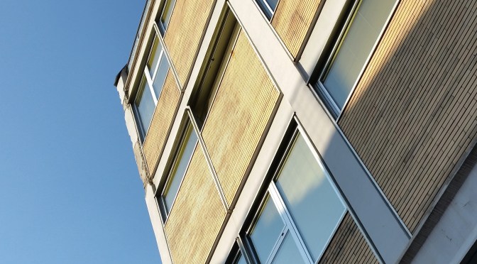 Danni al Poliambulatorio a via Luzzatti n. 8. Il terremoto?