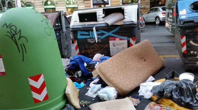 “Via i cassonetti e più controlli”. Sarà vero?  Perchè all’Esquilino non ne possiamo più