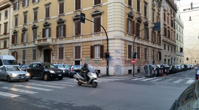 Per Natale qualche piccolo regalo anche per la parte più disastrata dell’Esquilino