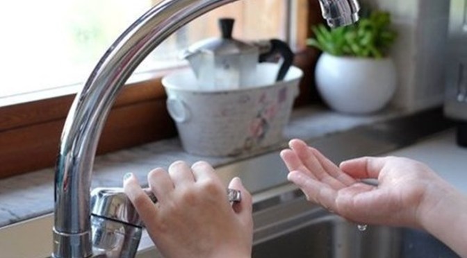 Incredibile! Nel 2017 in alcuni palazzi dell’Esquilino non arriva l’acqua!