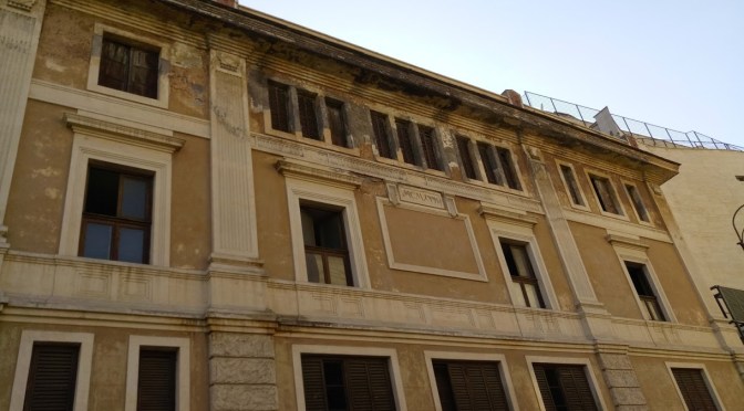 Due modi completamente differenti di interpretare la città