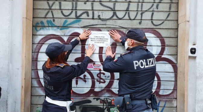 Esquilino, chiuso parrucchiere: trovate 12 persone all’ interno. Violate diverse misure anti-contagio