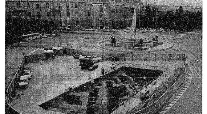 ROMA ARCHEOLOGICA & RESTAURO ARCHITETTURA 2021. “Prof. G. Carettoni illustra i resti archeologici rinvenuti in piazza Esedra durante i lavori di scavo per la metropolitana.” ARCHIVO LUCE / Video (1969). S.v., E. Lissi Caronna, “Piazza dell’Esedra. Saggio di scavo per la costruzione della stazione,” NSc (Scavo 1969 [1976]), in: BCom 89.2 (1984): 379-380 & ROME – Metro B –The Piazza della Repubblica. “As Rome Digs a Subway, History Unfolds.” NYT (23/01/1971): 2 [in PDF].
