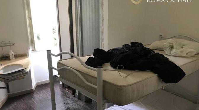 Polizia Locale, sigilli ad un albergo all’Esquilino: mancanza di autorizzazioni e violazione delle misure anti Covid tra gli illeciti riscontrati. Alcune camere erano state ricavate nella sauna e nei bagni