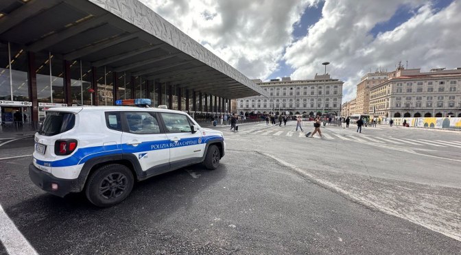 Rubano una collana d’oro, uno dei ladri la occulta ingoiandola:  due persone arrestate  dalla Polizia Locale